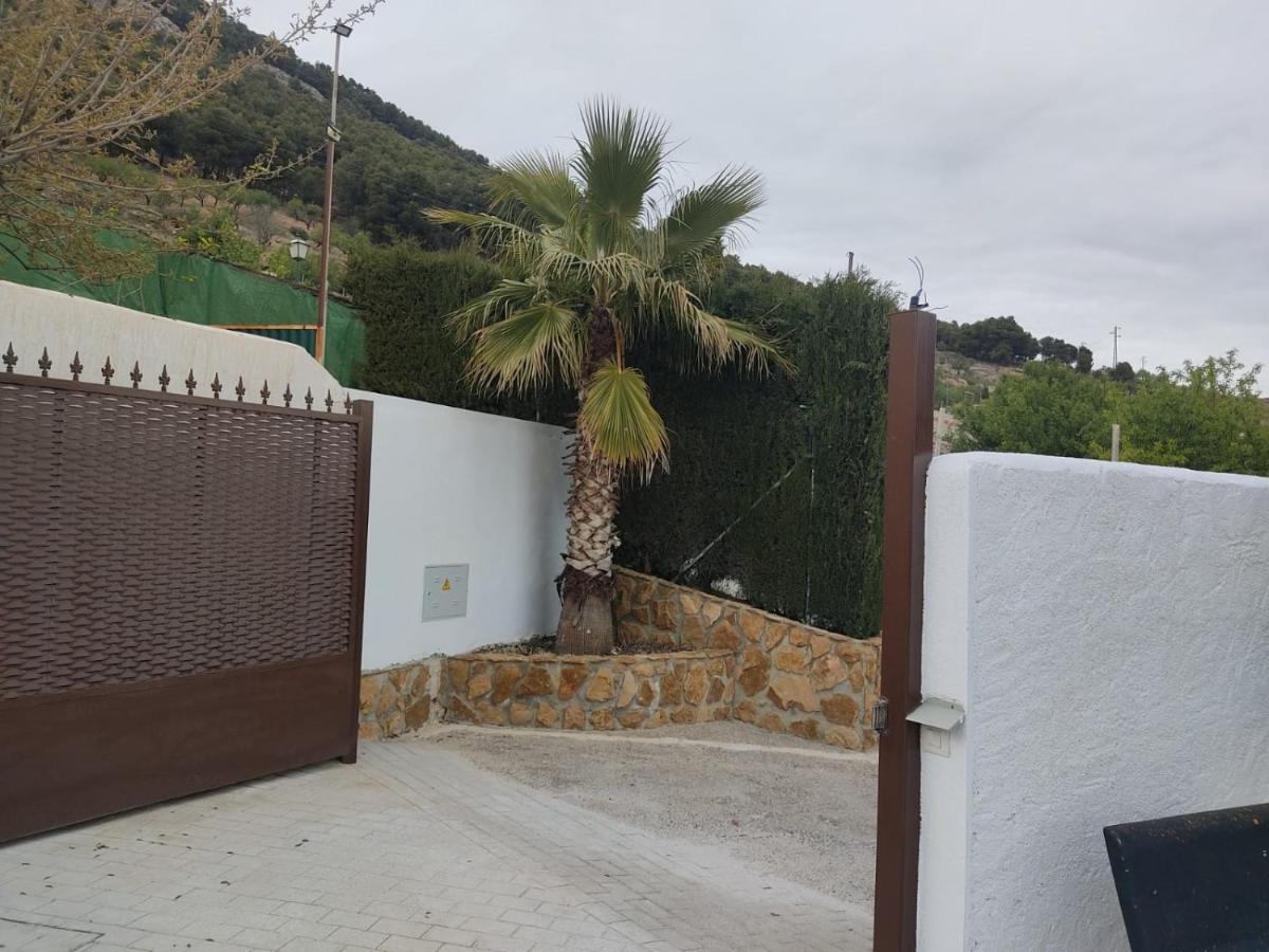 Casa Cueva El Almendro Guest House Pegalajar Bagian luar foto