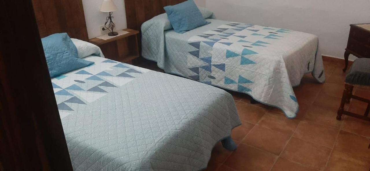 Casa Cueva El Almendro Guest House Pegalajar Bagian luar foto